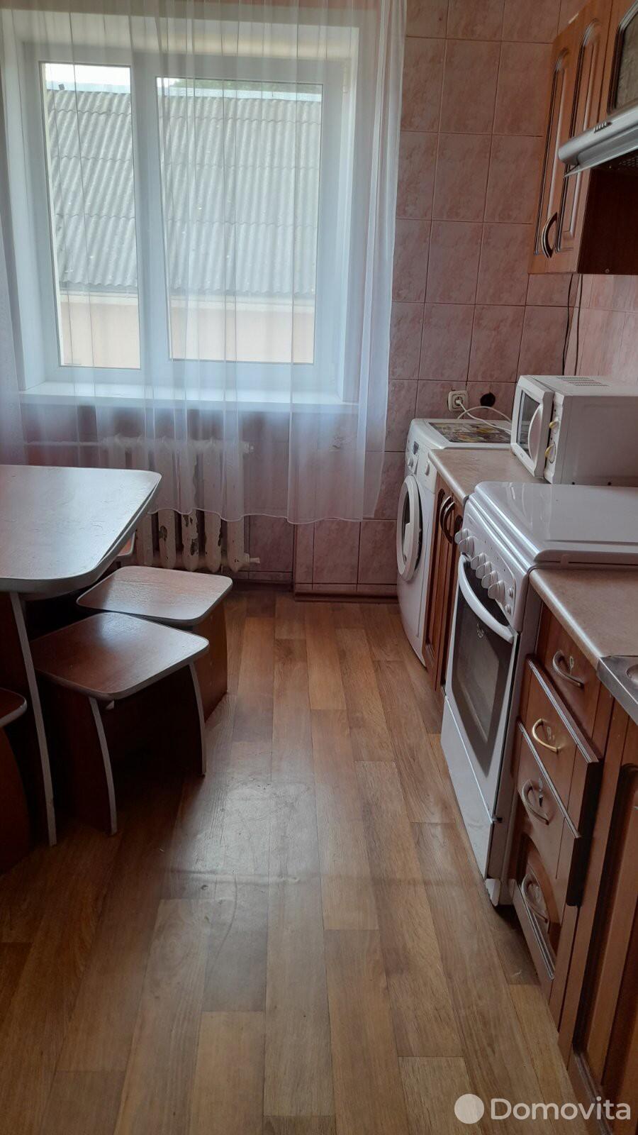 Купить 2-комнатную квартиру в Подберезье, ул. Мира, д. 13, 17900 USD, код: 1041110 - фото 1