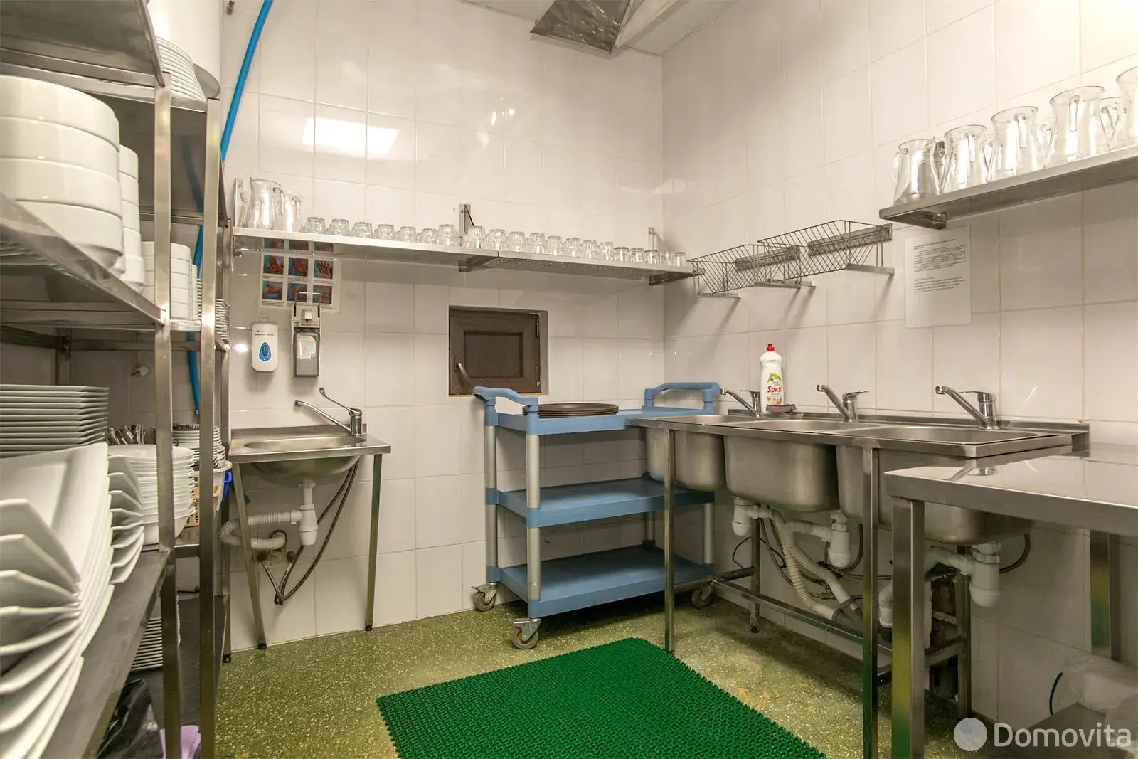 купить объект сферы услуг, Островец, ул. Аэродромная, д. 7