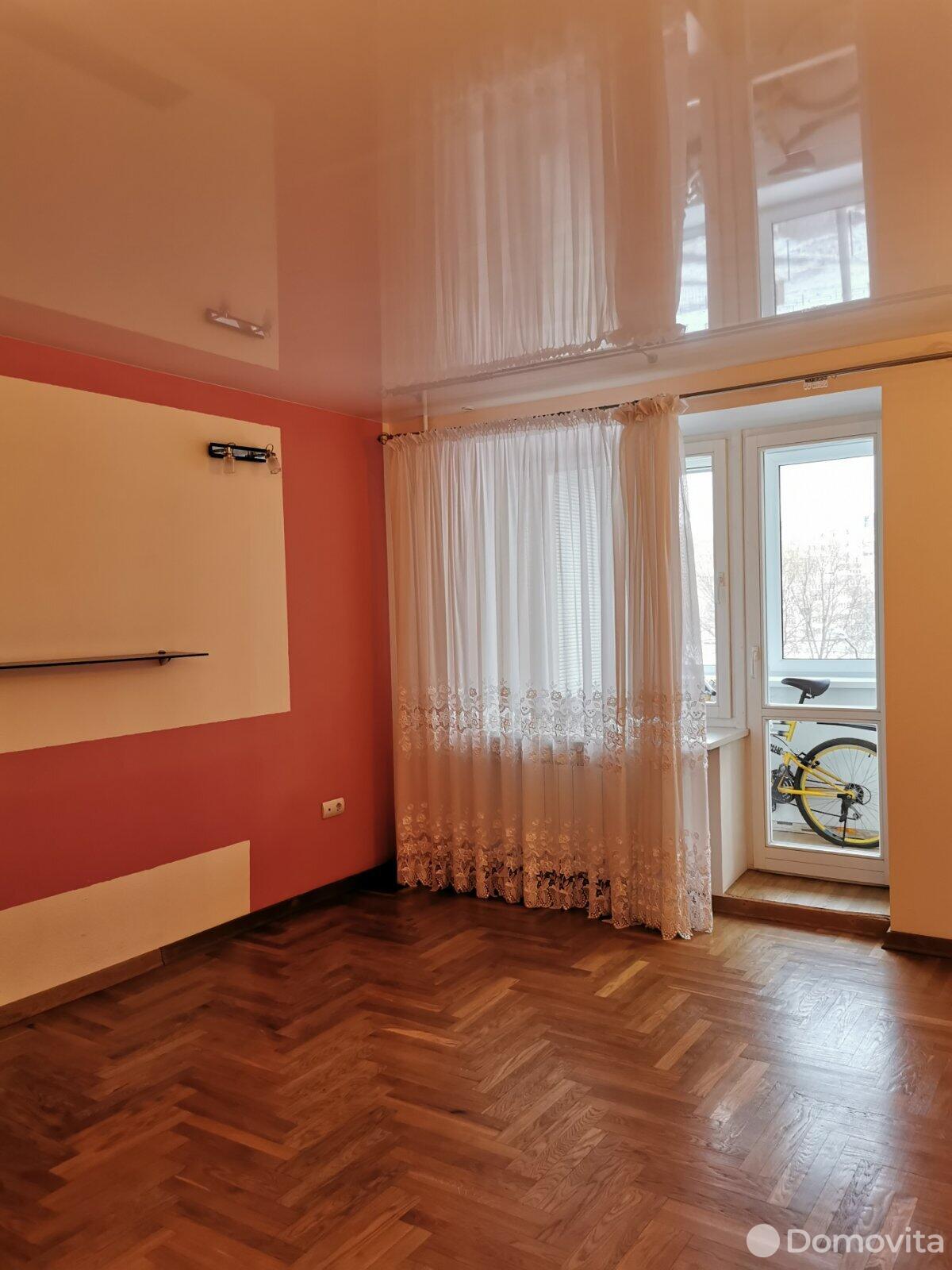 Купить 3-комнатную квартиру в Солигорске, б-р Шахтёров, д. 3, 68000 USD, код: 781553 - фото 2
