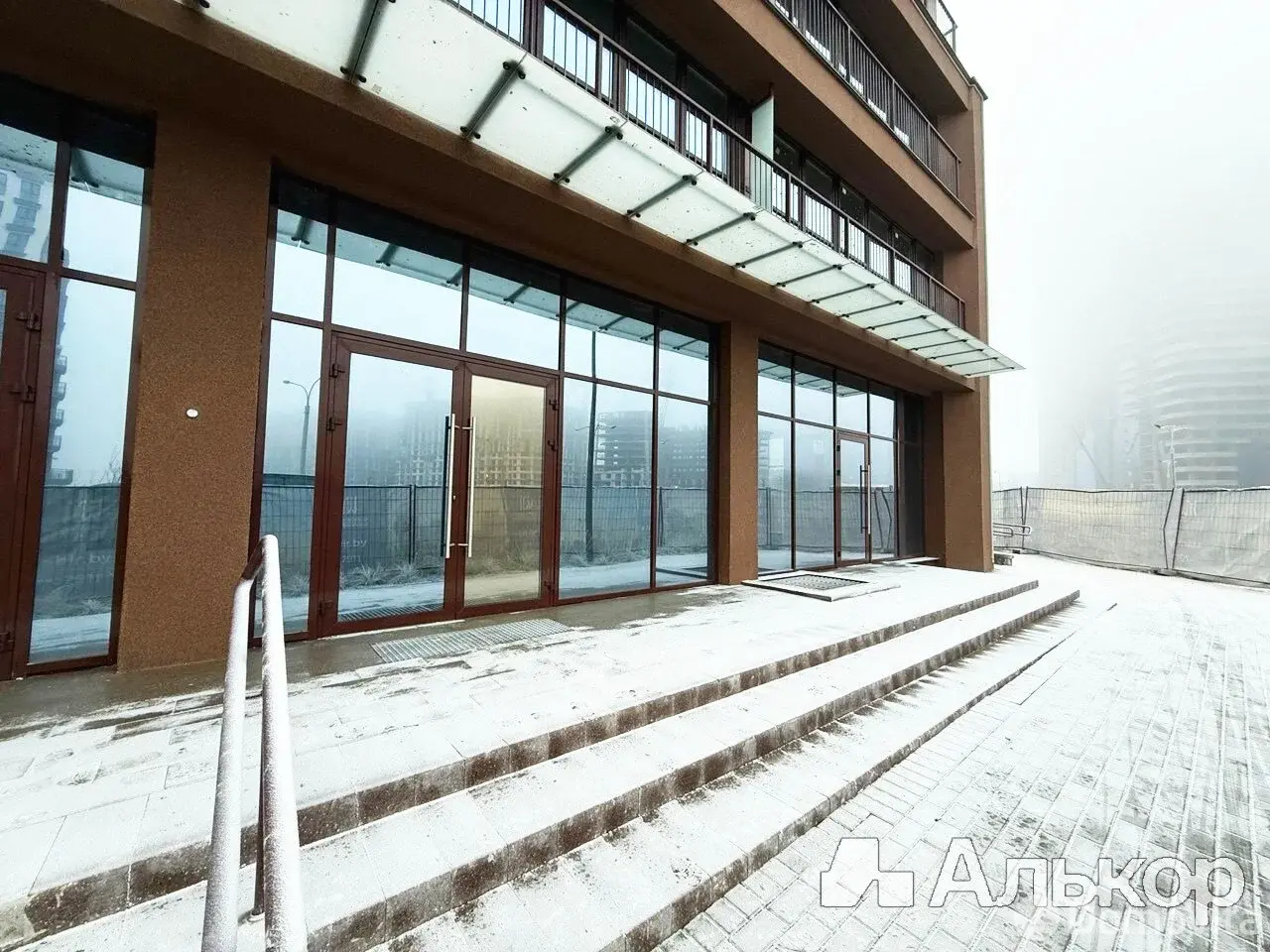 торговый объект, Минск, ул. Игоря Лученка, д. 15 на ст. метро Аэродромная