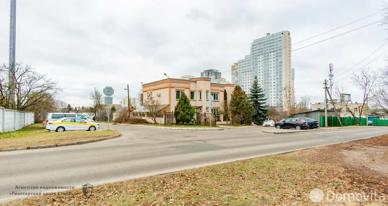 коттедж, Минск, пер. Достоевского, д. 27 на ст. метро Академия наук