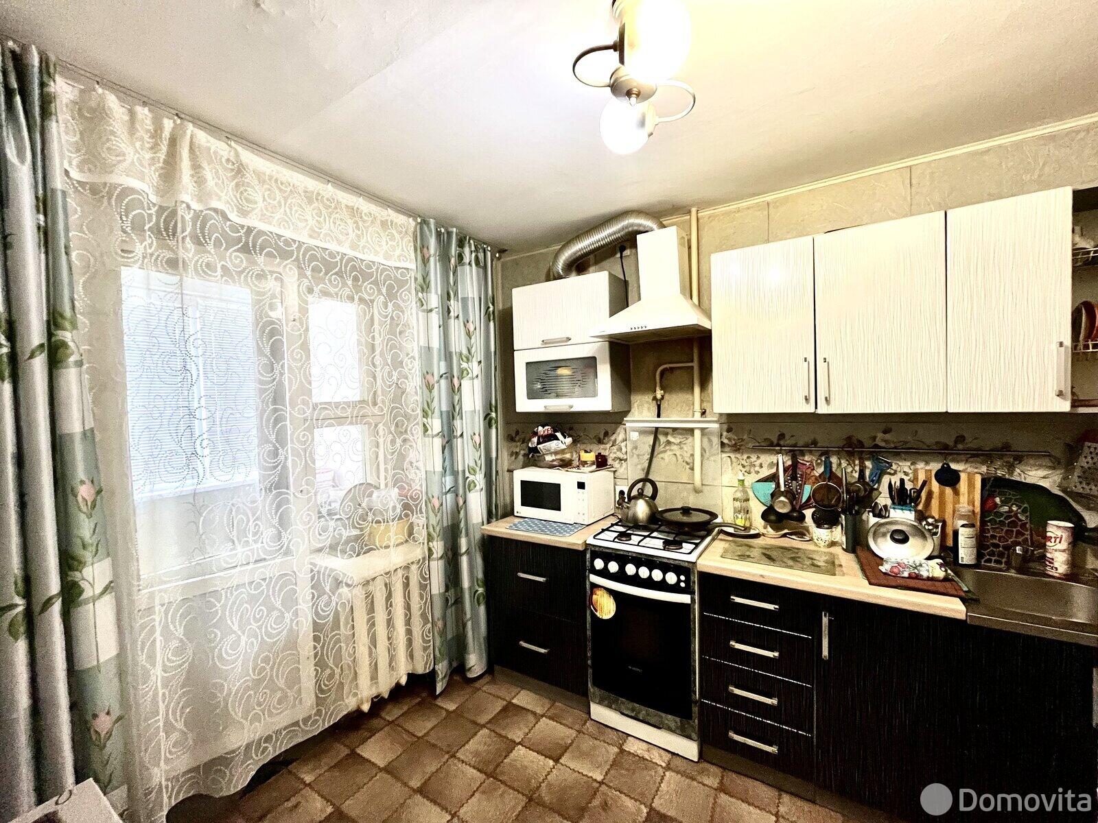 Купить 4-комнатную квартиру в Борисове, ул. Нормандия-Неман, д. 174, 34900 USD, код: 858948 - фото 3