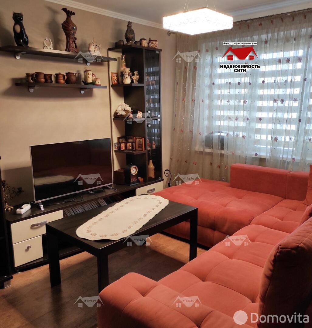 Купить 3-комнатную квартиру в Солигорске, ул. Богомолова, д. 2, 52000 USD, код: 820658 - фото 2