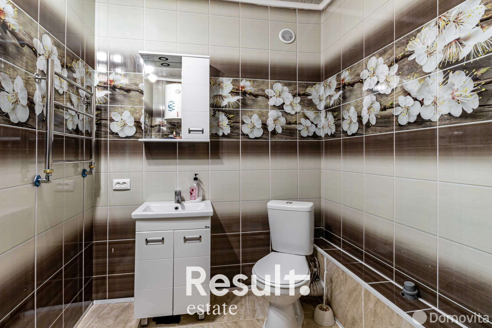 дом, Синегорье, , стоимость продажи 240 000 р.
