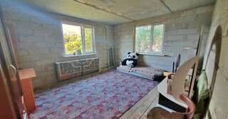 Отделки нет, но вся мебель на месте. ​Посмотрите, какой дом продают на границе Минска за $105 тысяч