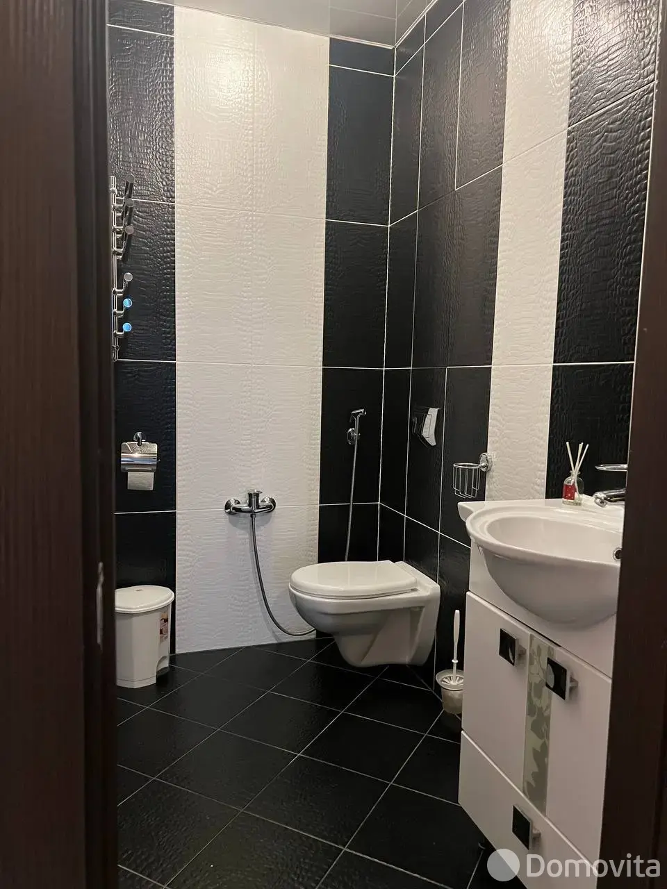 Цена аренды квартиры, Минск, ул. Петра Мстиславца, д. 5