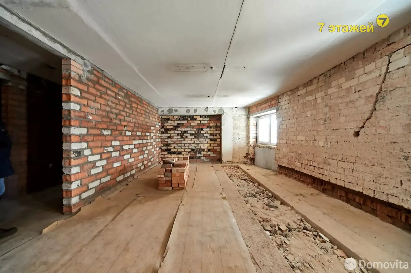 торговый объект, Минск, ул. Веры Хоружей, д. 14 на ст. метро Площадь Якуба Коласа