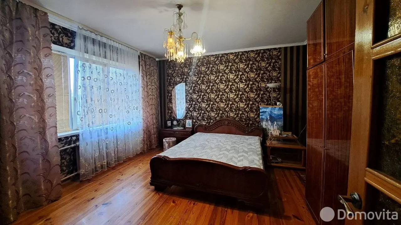 коттедж, Солигорск, ул. 50 лет Победы, д. 18, стоимость продажи 428 678 р.