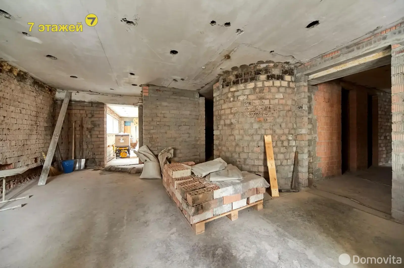 торговый объект, Минск, ул. Веры Хоружей, д. 14 на ст. метро Площадь Якуба Коласа