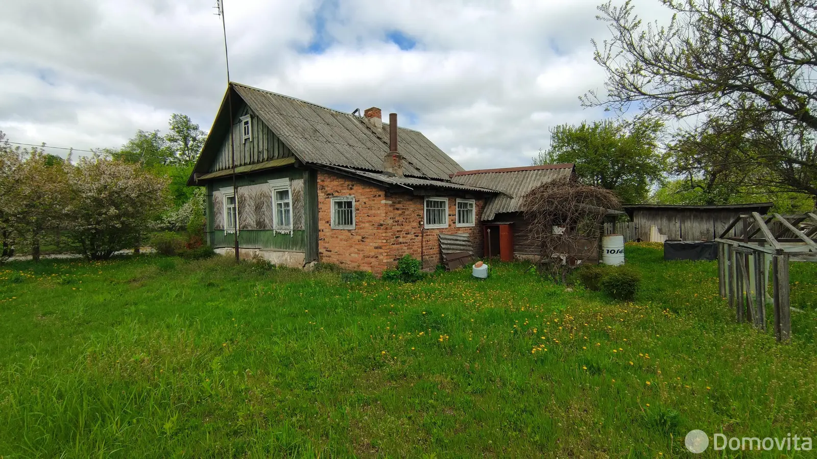 дом, Погост-1, ул. Слуцкая 