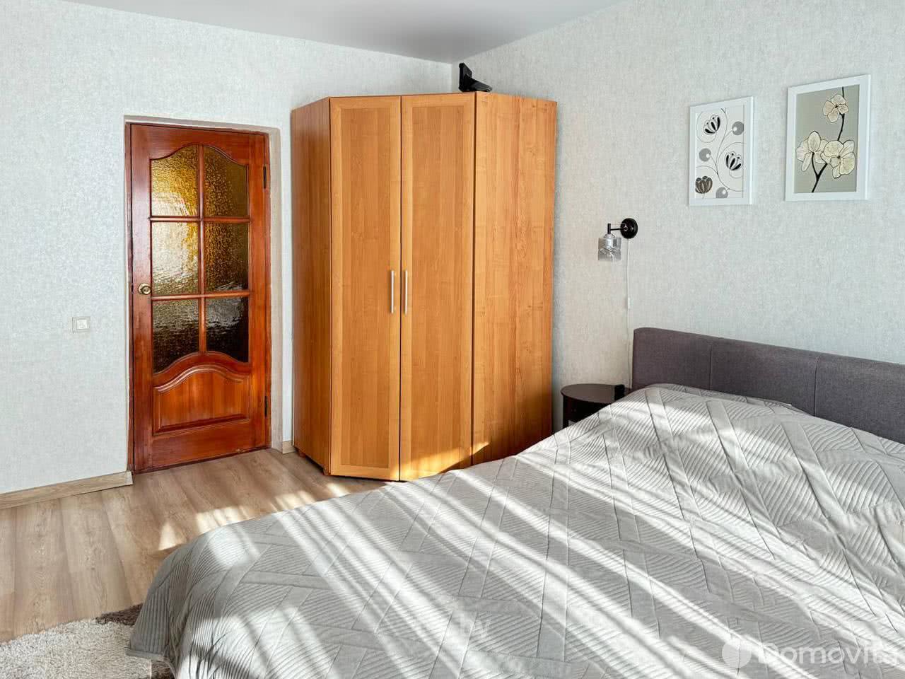 Купить 3-комнатную квартиру в Заславле, м-н Микрорайон 1, д. 4, 59900 USD, код: 983919 - фото 6