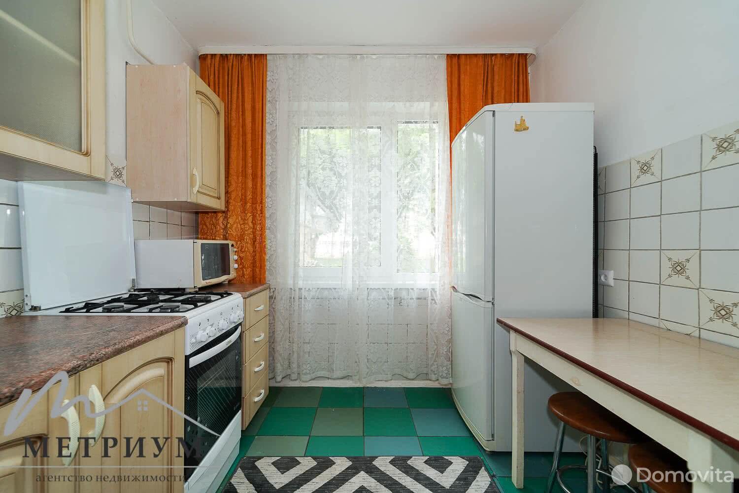 Купить 3-комнатную квартиру в Минске, ул. Корженевского, д. 31, 82800 USD, код: 1015936 - фото 2