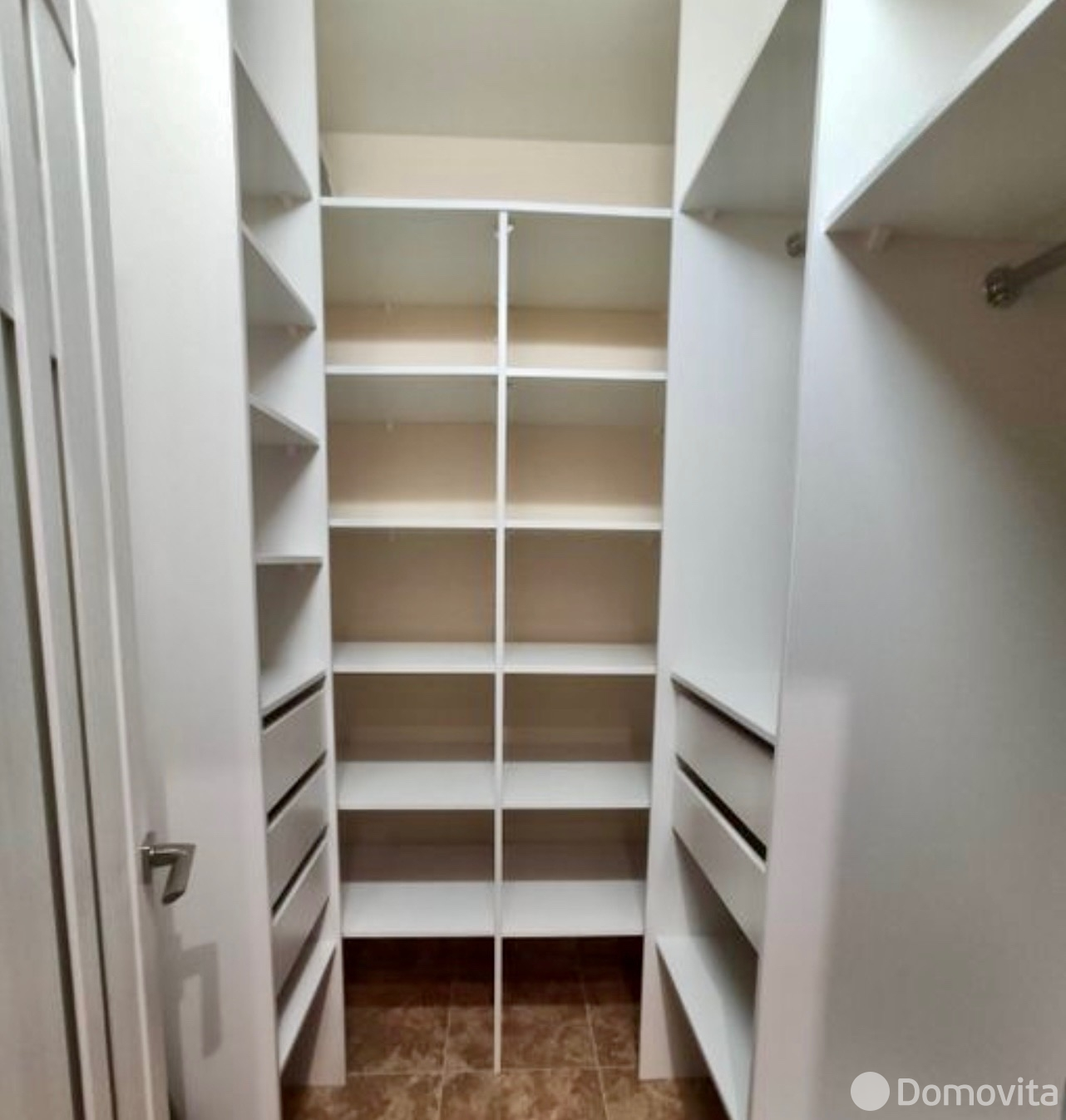 квартира, Минск, пр-т Дзержинского, д. 20 на ст. метро Грушевка