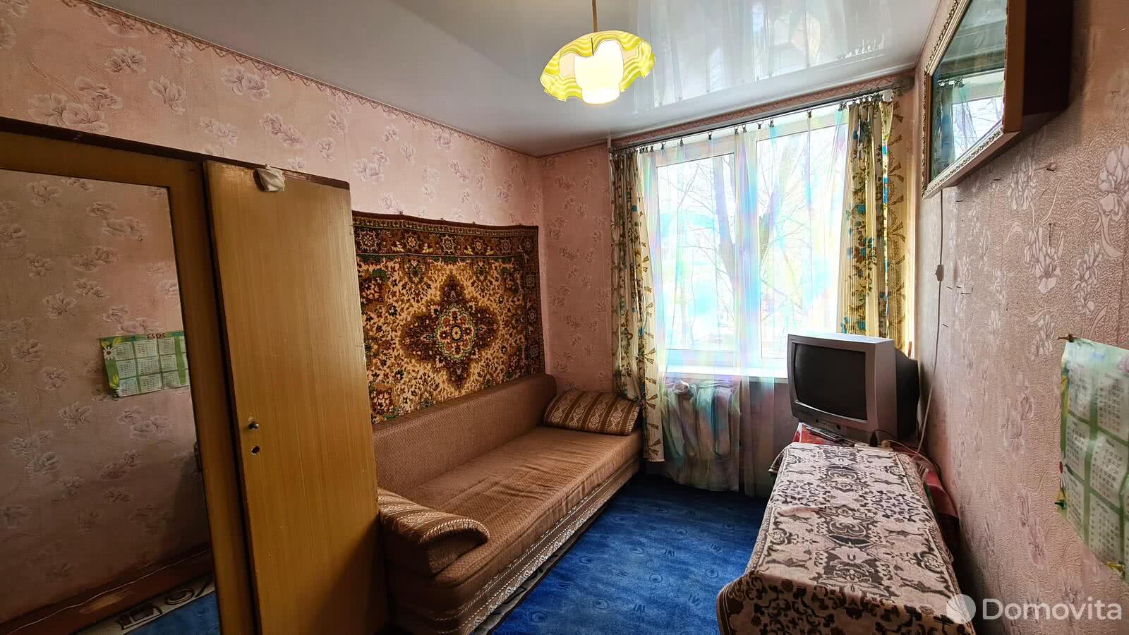 Продажа 3-комнатной квартиры в Лошнице, ул. Молодежная, д. 23, 19000 USD, код: 997545 - фото 4