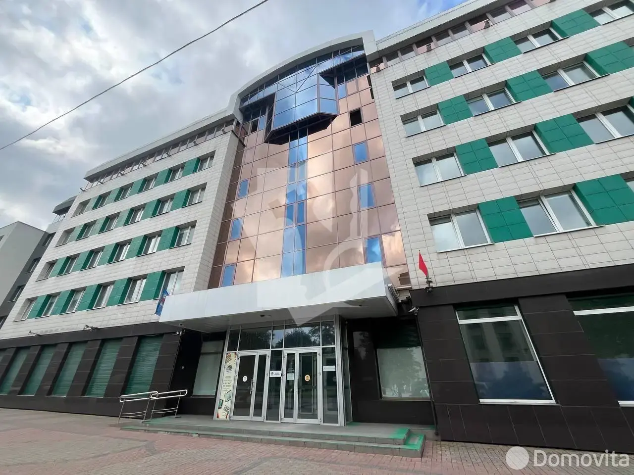 Помещение под сферу услуг в Минске, б-р Мулявина, д. 6, код 3187 - фото 1