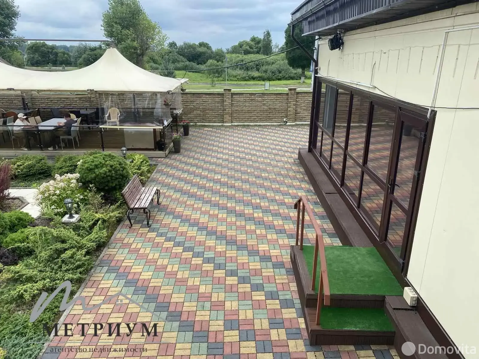 объект сферы услуг, Мядель, ул. Набережная, д. 4/В