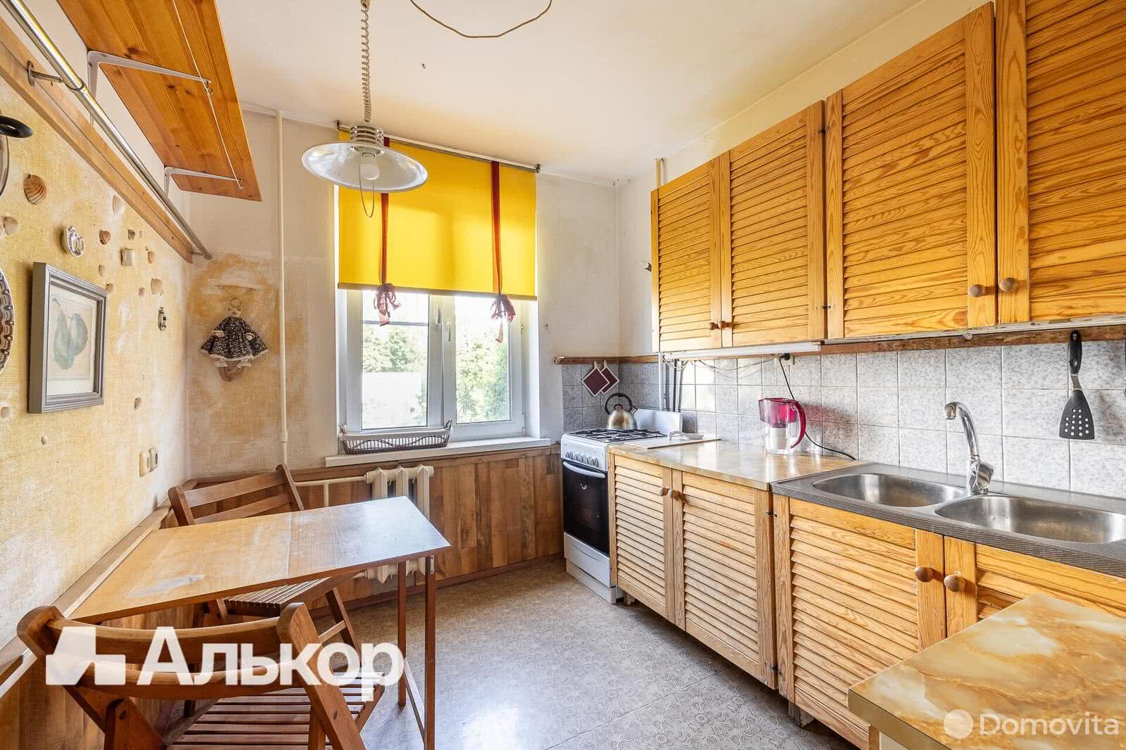 Купить 3-комнатную квартиру в Минске, ул. Громова, д. 20, 75000 USD, код: 1022606 - фото 1