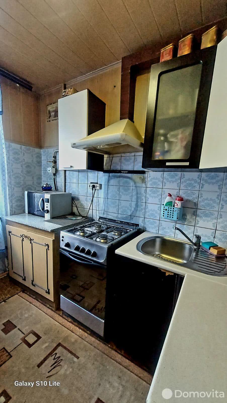 Купить 3-комнатную квартиру в Минске, пр-т Газеты Звязда, д. 8, 78000 USD, код: 1006656 - фото 3