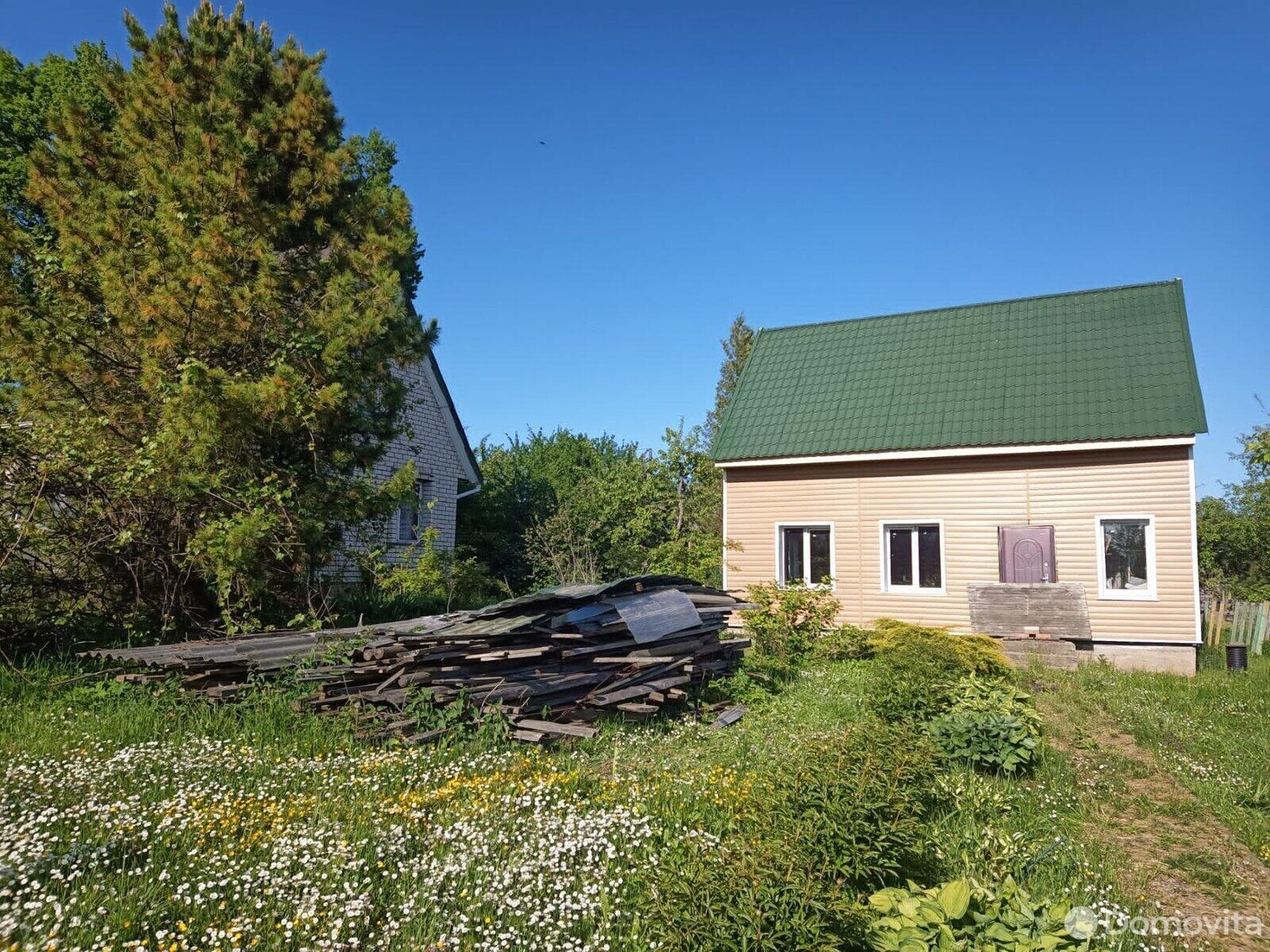 дом, Саковичи, ул. Центральная 