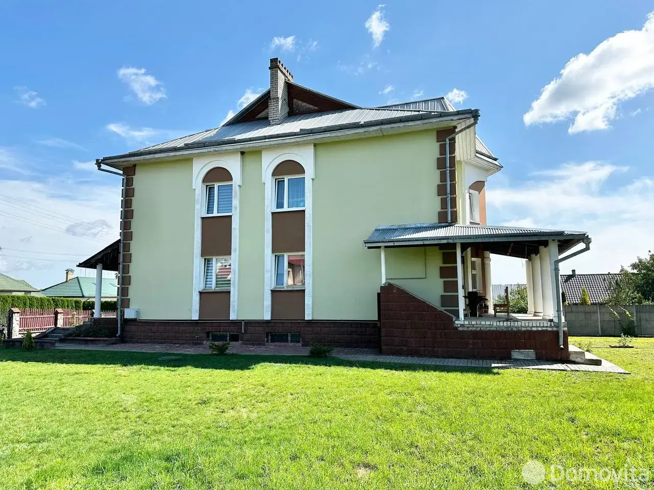 дом, Коробчицы, ул. Торжественная от собственника