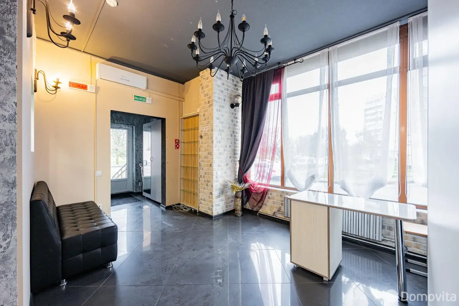 Купить помещение под сферу услуг в Минске, ул. Широкая, д. 3 - фото 1