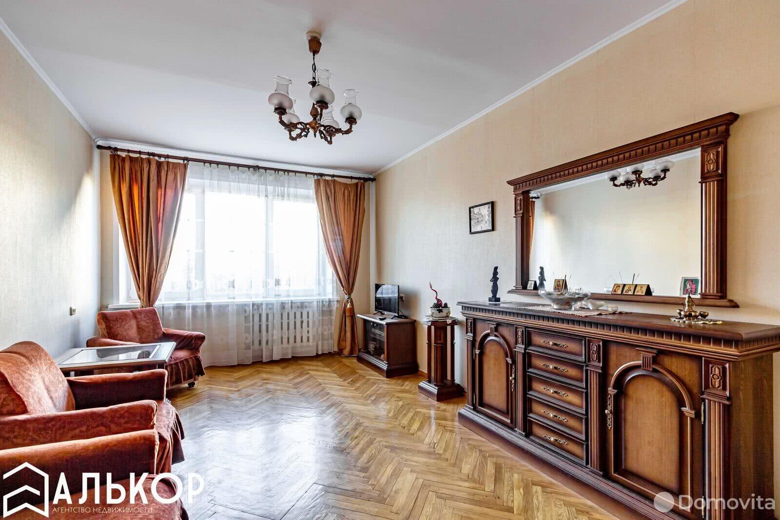 Купить 3-комнатную квартиру в Минске, ул. Захарова, д. 56, 129000 USD, код: 944175 - фото 1