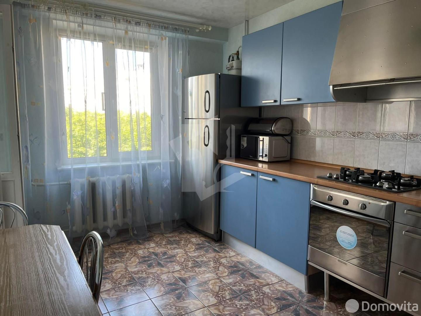 Снять 3-комнатную квартиру в Минске, ул. Воронянского, д. 27, 530USD, код 141773 - фото 1