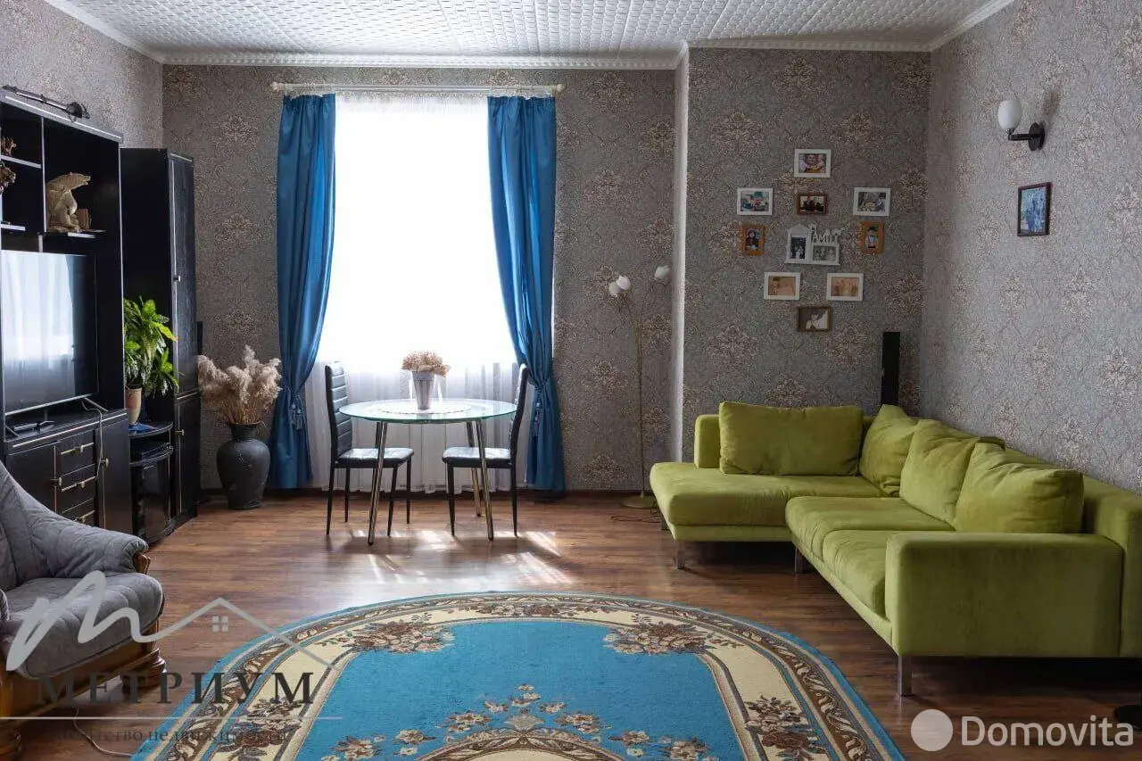 дом, Ратомка, ул. Осенняя 