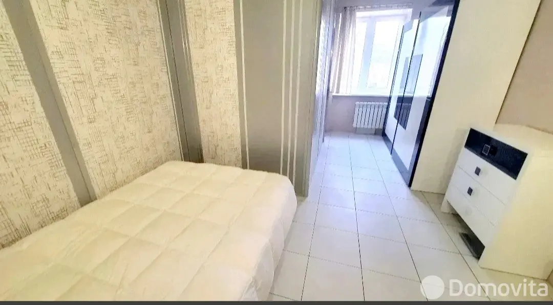 квартира, Минск, ул. Романовская Слобода, д. 20, стоимость аренды 1 579 р./мес.