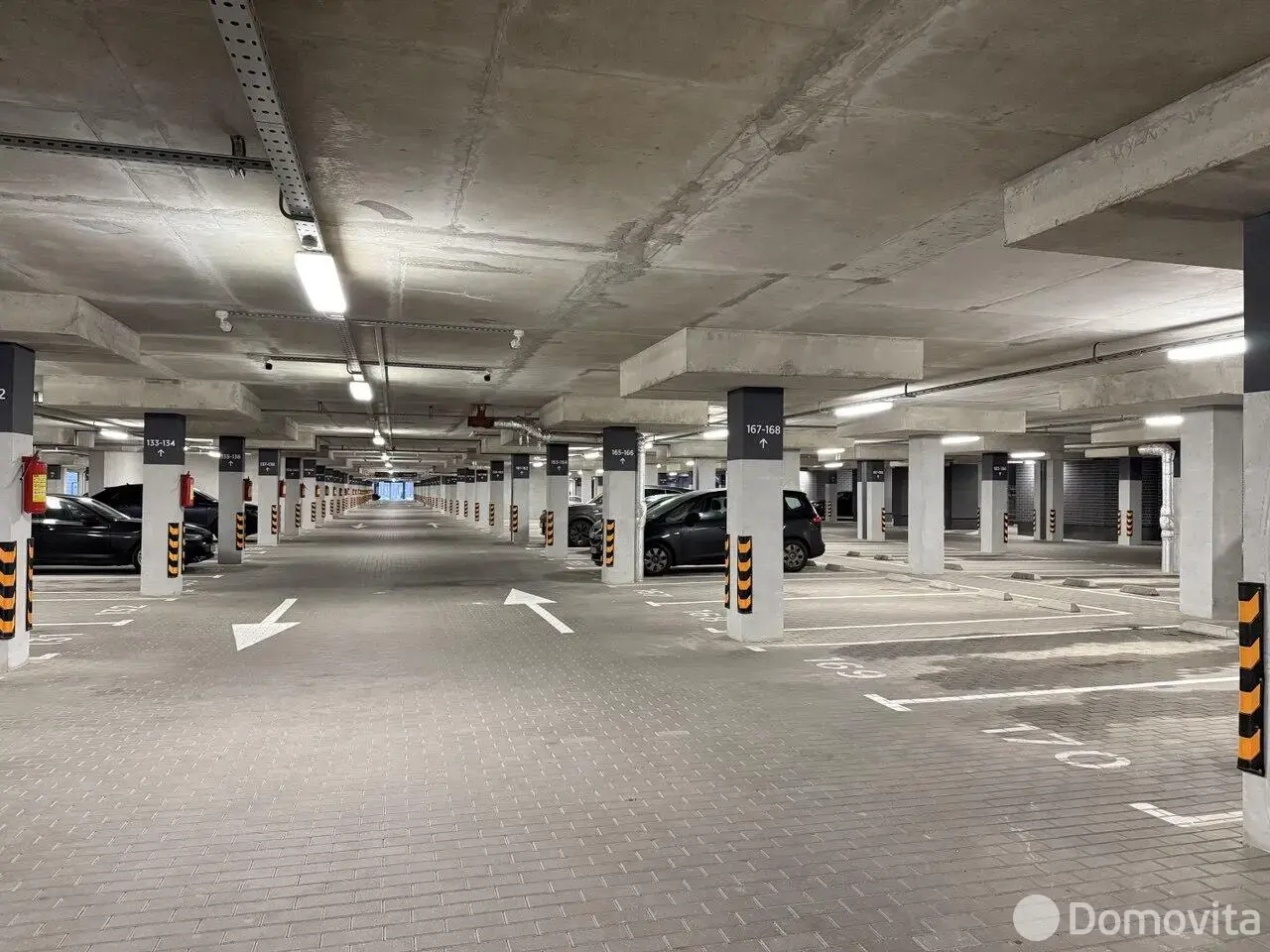 гараж, Копище, ул. Авиационная, д. 23/А 