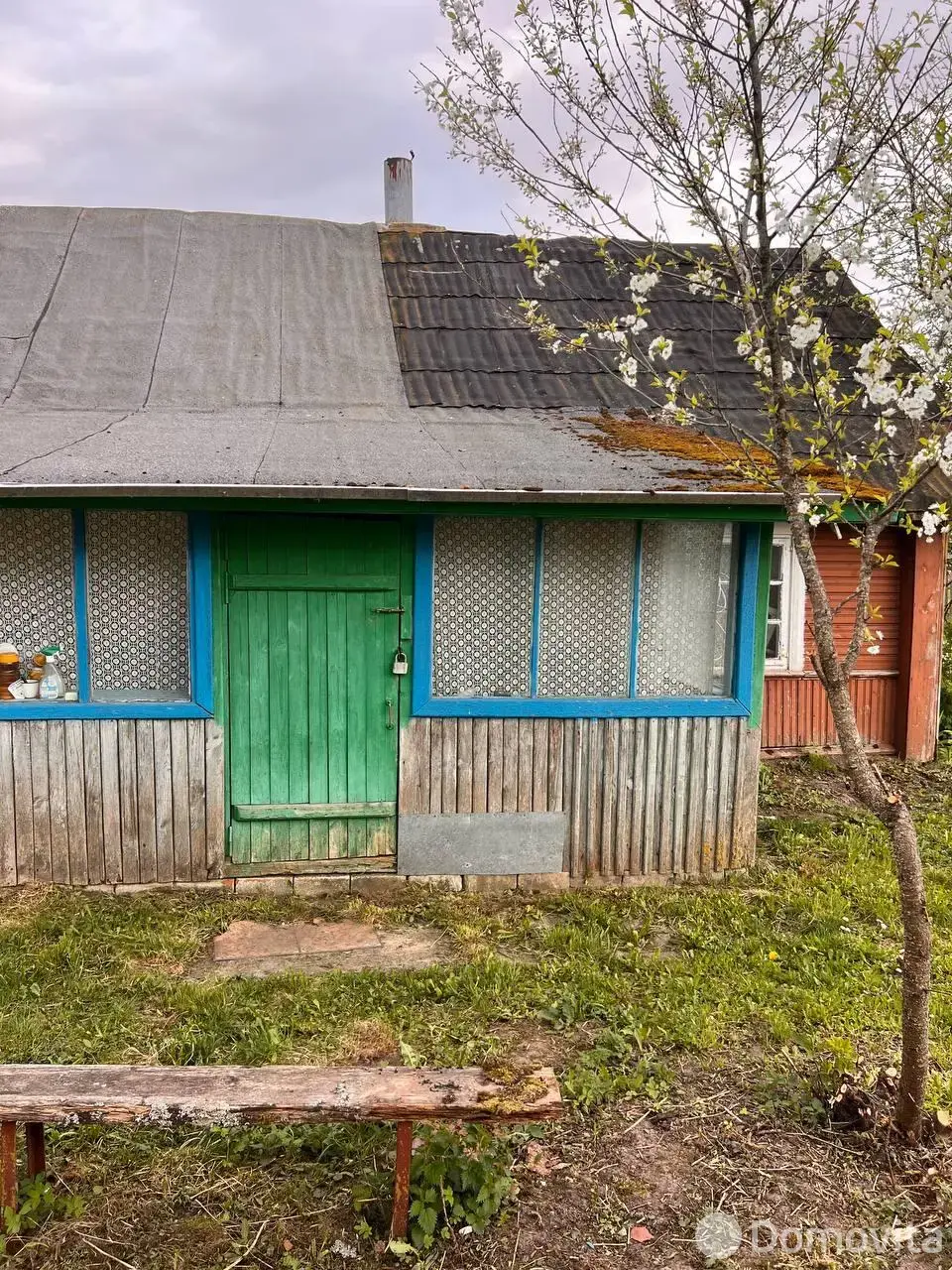 дом, Провжалы, 