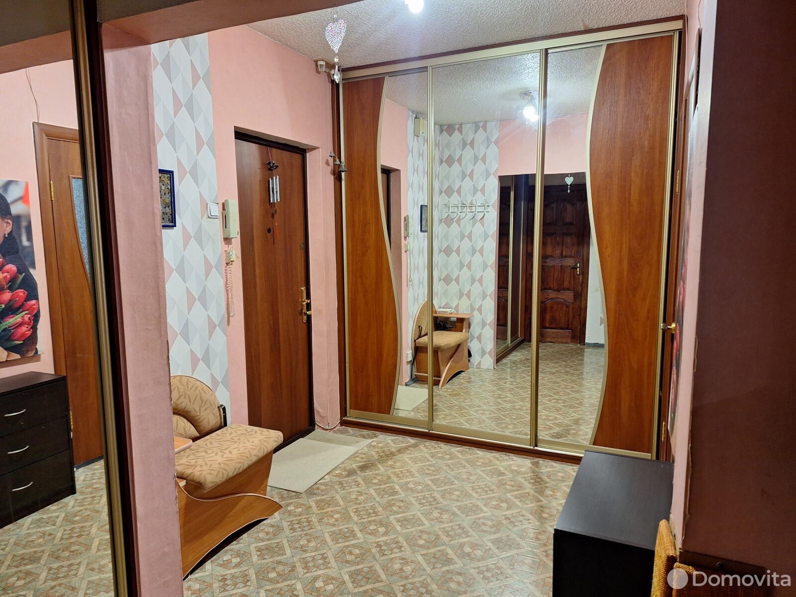 Купить 1-комнатную квартиру в Минске, ул. Космонавтов, д. 41, 61900 USD, код: 997315 - фото 5