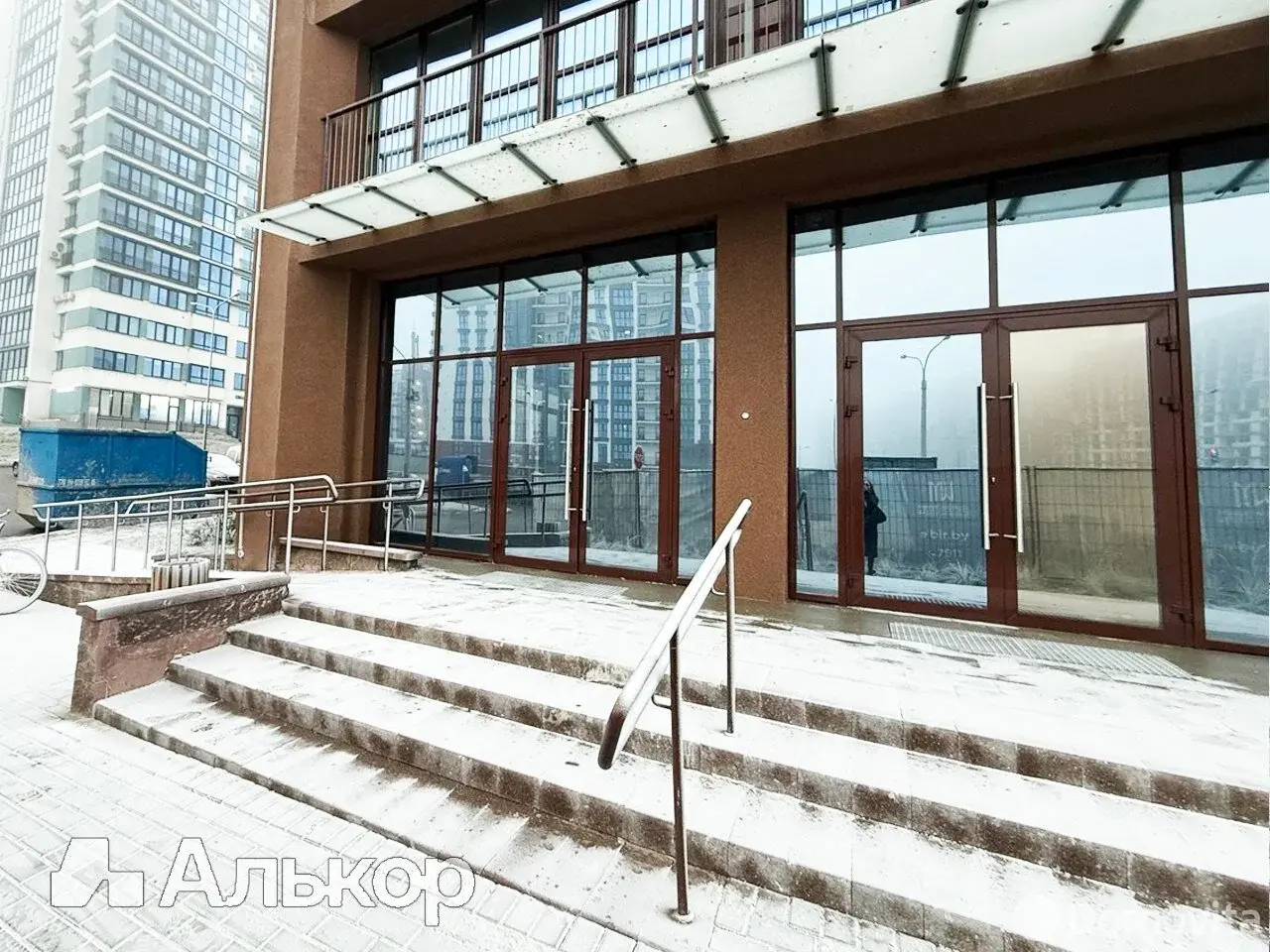 торговый объект, Минск, ул. Игоря Лученка, д. 15 на ст. метро Аэродромная