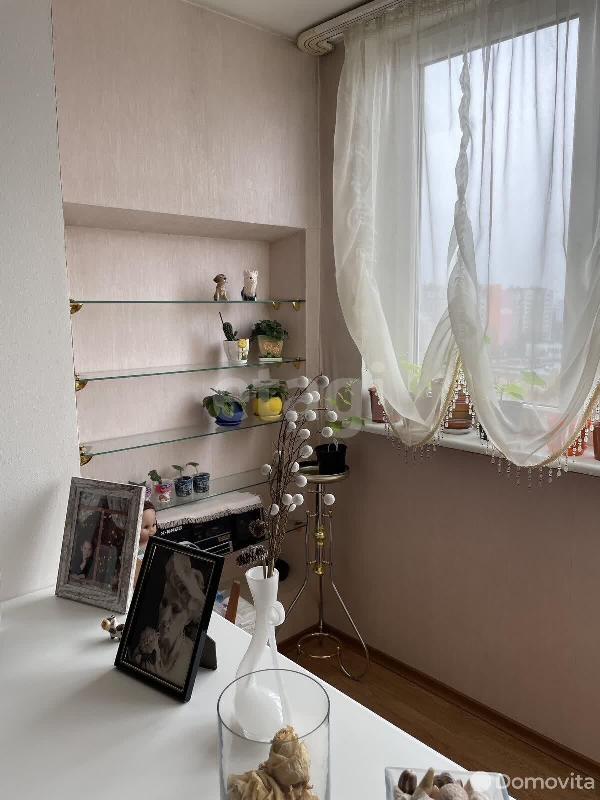 Купить 2-комнатную квартиру в Минске, ул. Максима Горецкого, д. 51, 75000 USD, код: 995177 - фото 3