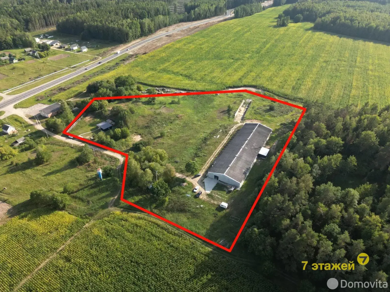 объект сферы услуг, Слаговище, ул. Центральная, д. 1/А 